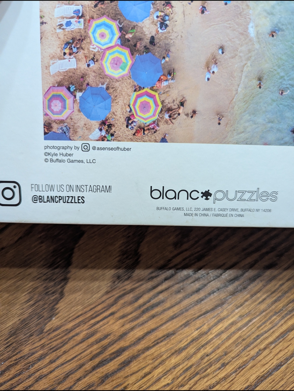 blanc puzzles Beach Umbrella Jigsaw Puzzle - Multicolor